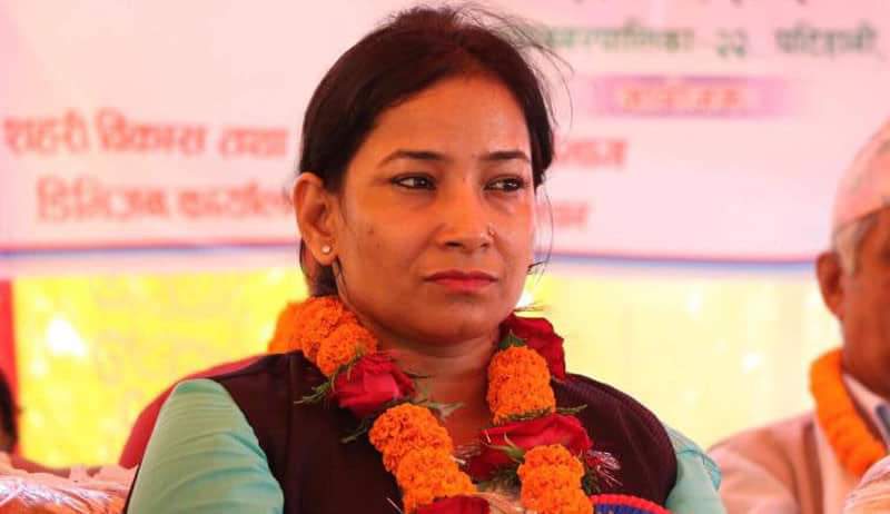 भरतपुर महानगरकी मेयर रेनु दाहाल दुर्घटनामा