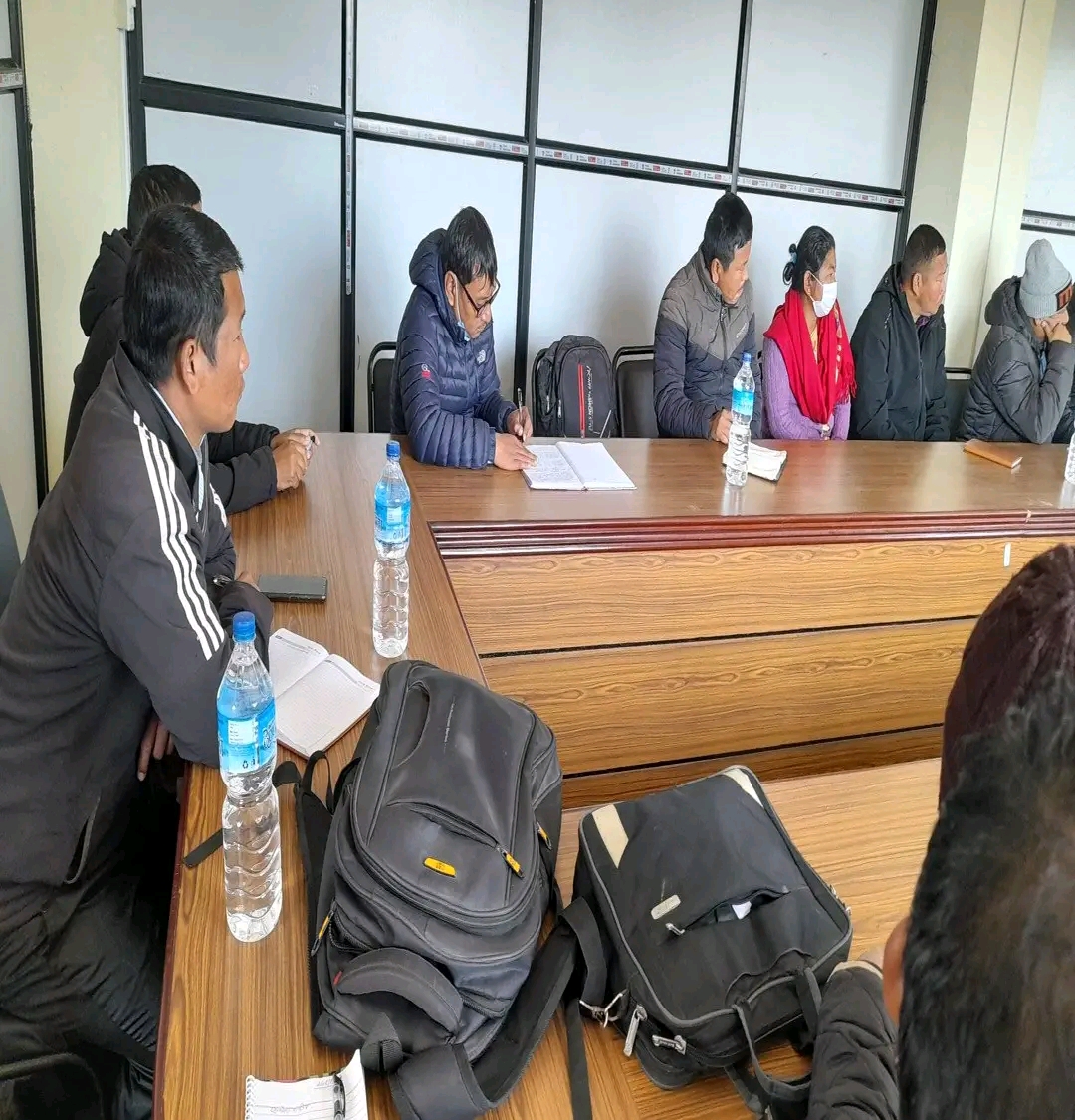 सम्झौता भएका योजना कार्यन्वयन सम्बन्धी मध्यविन्दुका प्रधानाध्यापकहरुलाई अभिमुखीकरण