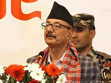 दशैँ, तिहारमा हुने कालोबजारी रोक्न बजार अनुगमन हुन्छ ः मन्त्री रिजाल