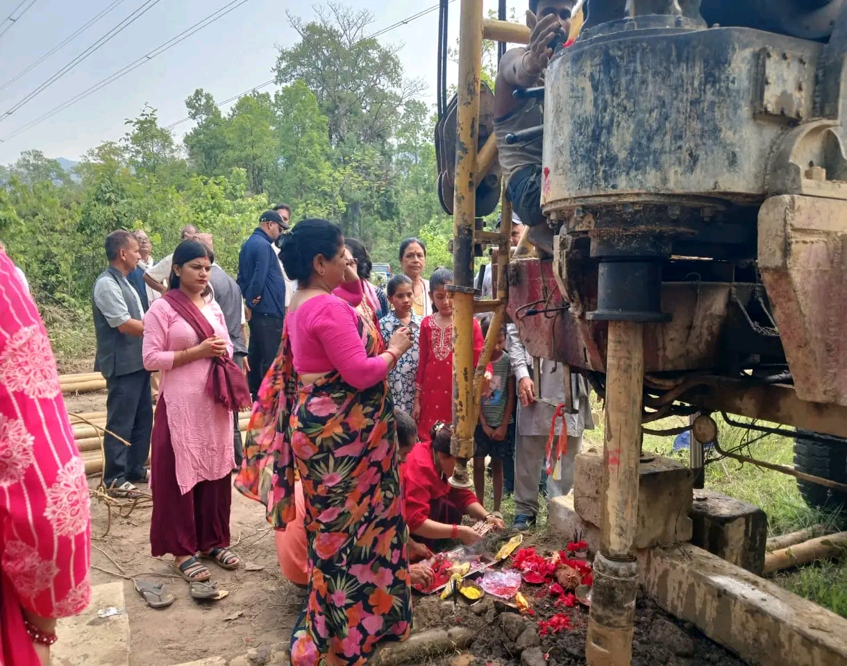 सुनवल-१३ मा डिप ट्युवेल निर्माणकार्य सुरू