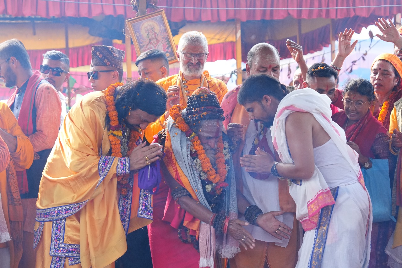 कोटिहोममा यज्ञको पूर्णाहुति, फाउन्डेसनलाई पोखराको २ रोपनी जग्गा दान